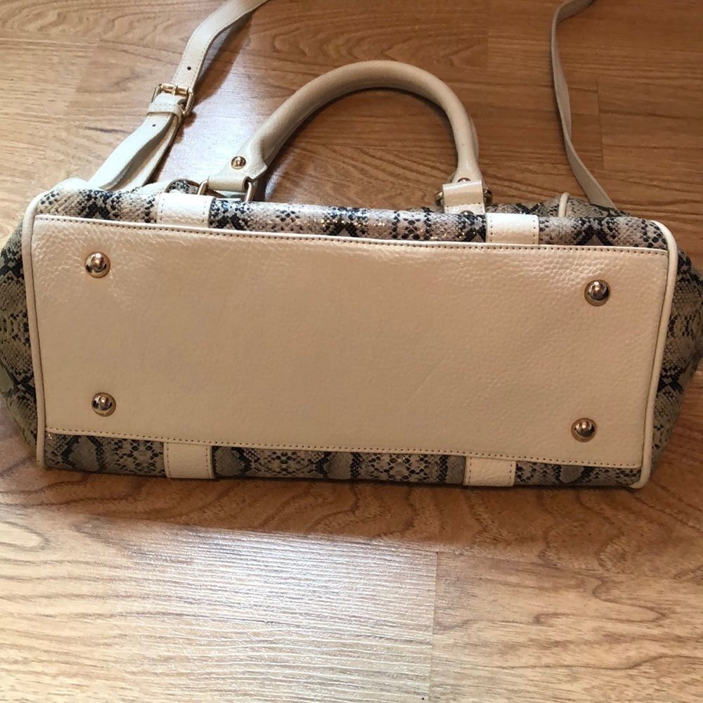 Terzetto leather python print purse. - Picture 7 of 8
